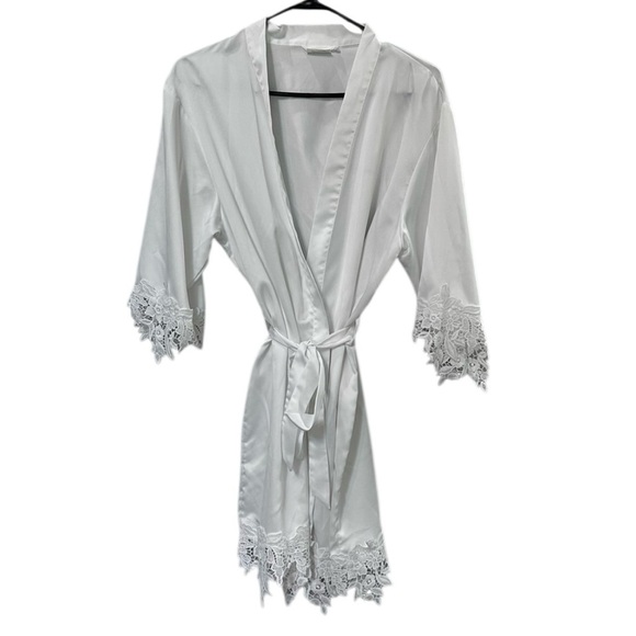 Maeven Other - MAEVEN Stella Satin Lace White Robe Size Medium M